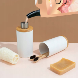 Möller SPA MYDŁO W PŁYNIE KISS ME O ZAPACHU PERFUM SI DAMSKIE DO DOZOWNIKÓW 5L